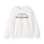 cozy mountain vibe sweatshirt, apres pickle humor crewneck, great for outdoor lovers, unisex fall style, perfect gift for adventurers